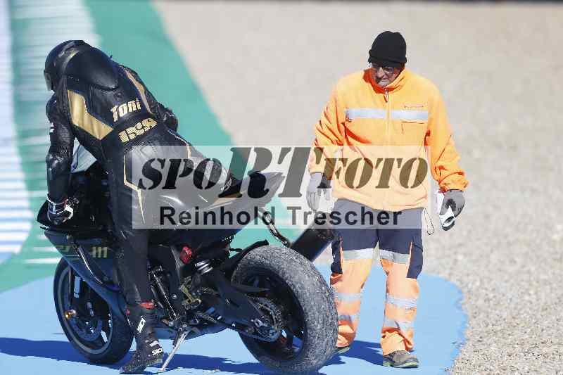 /Archiv-2025/02 28.-31.01.2025 Moto Center Thun Jerez/rot-red/111